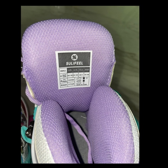 Rainbow Unicorn 4 Size Adjustable Light up Roller Skates for Girls Boys for Kids - Picture 2 of 6